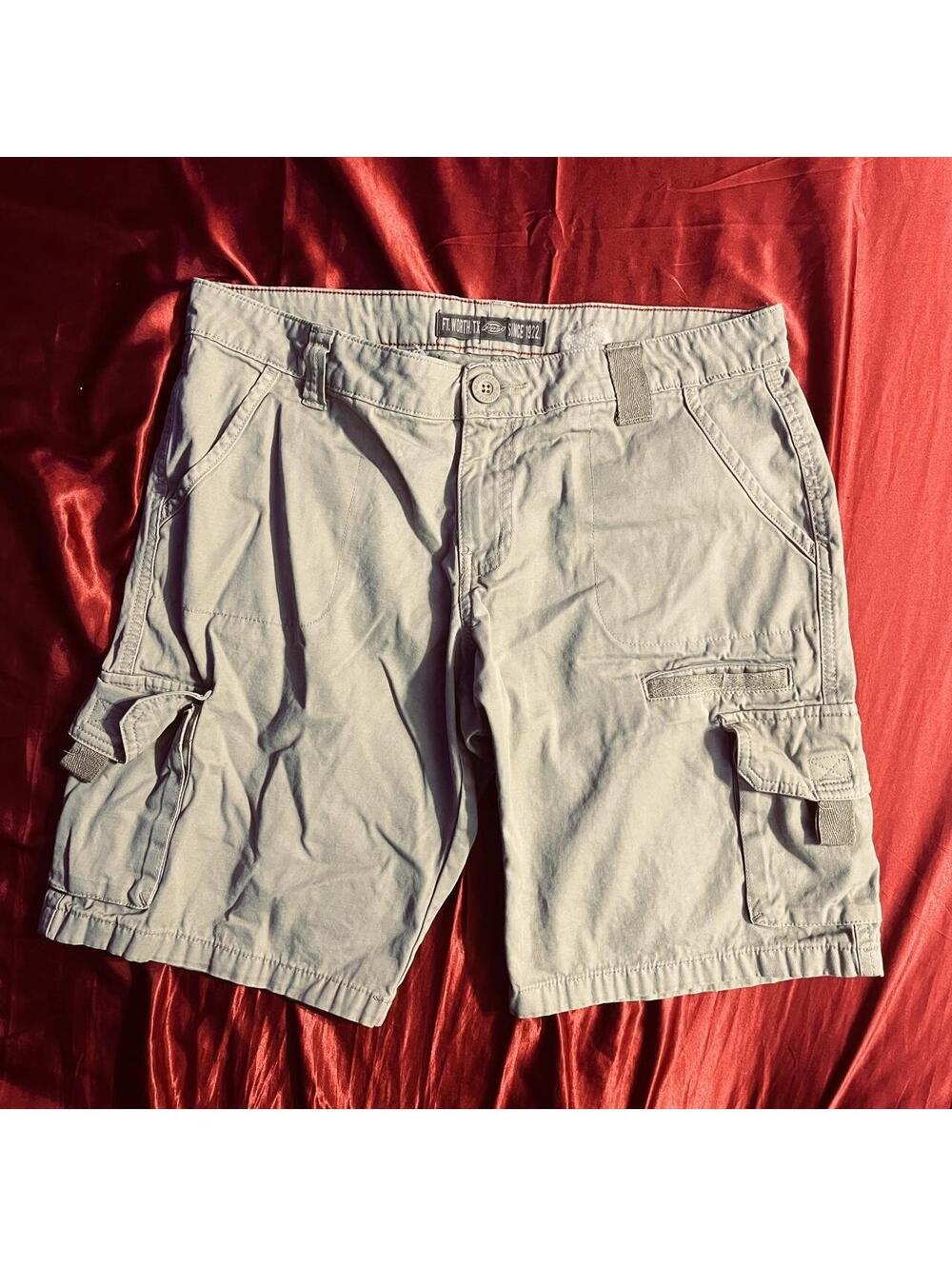 Size 38 Dickies light brown tan cargo khaki shorts